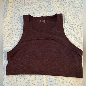 Maroon Aerie Offline Sports Bra w/ Keyhole. Size L.